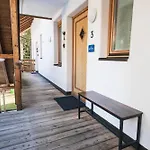Апартаменты Alpstay Eulennest - Modern Garden
